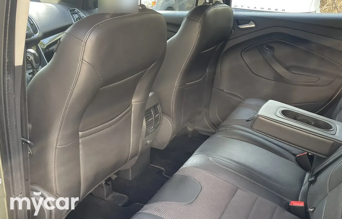 Ford Kuga 2013