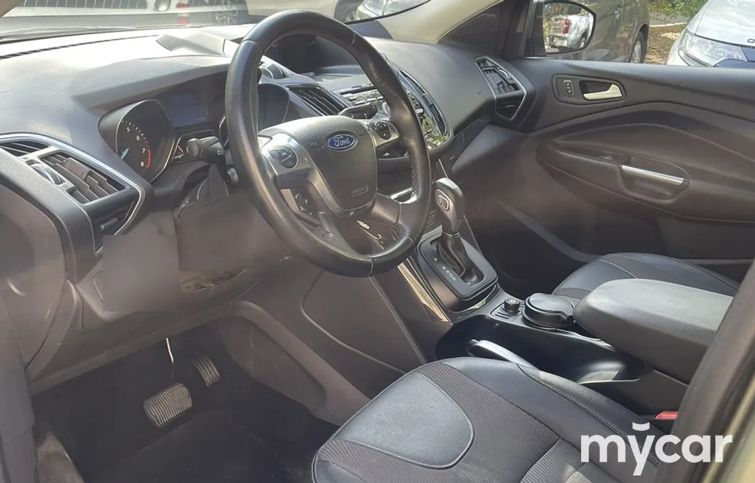 Ford Kuga 2013