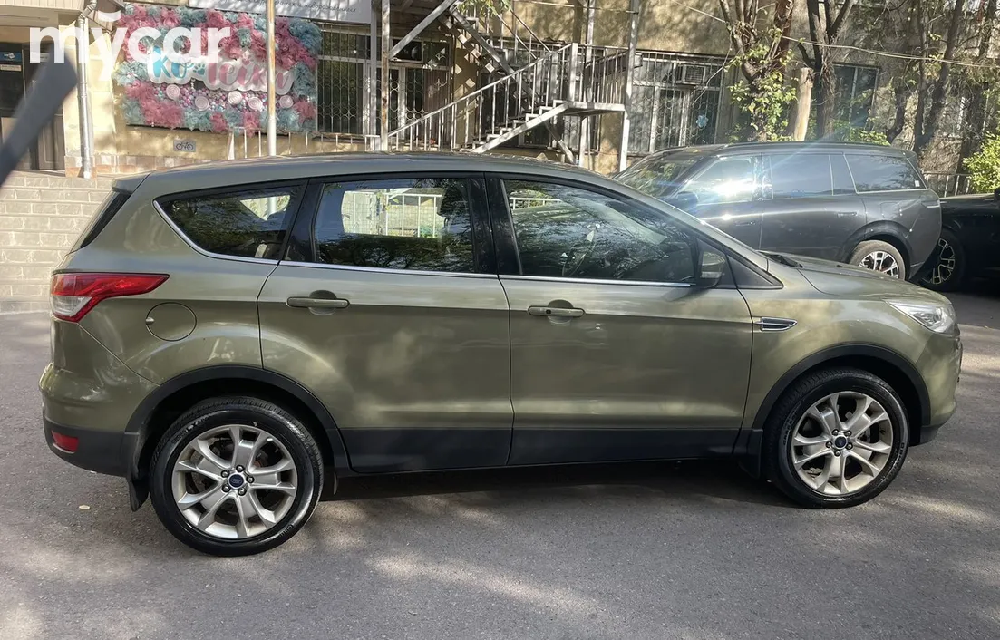 Ford Kuga 2013