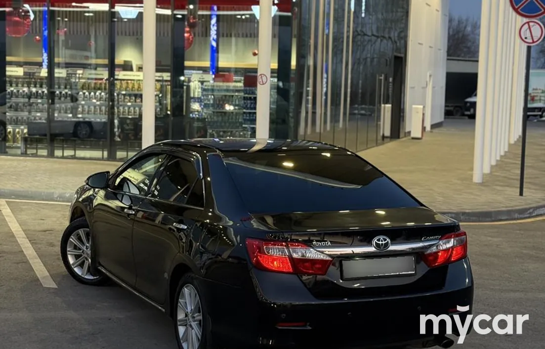 Toyota Camry 2012