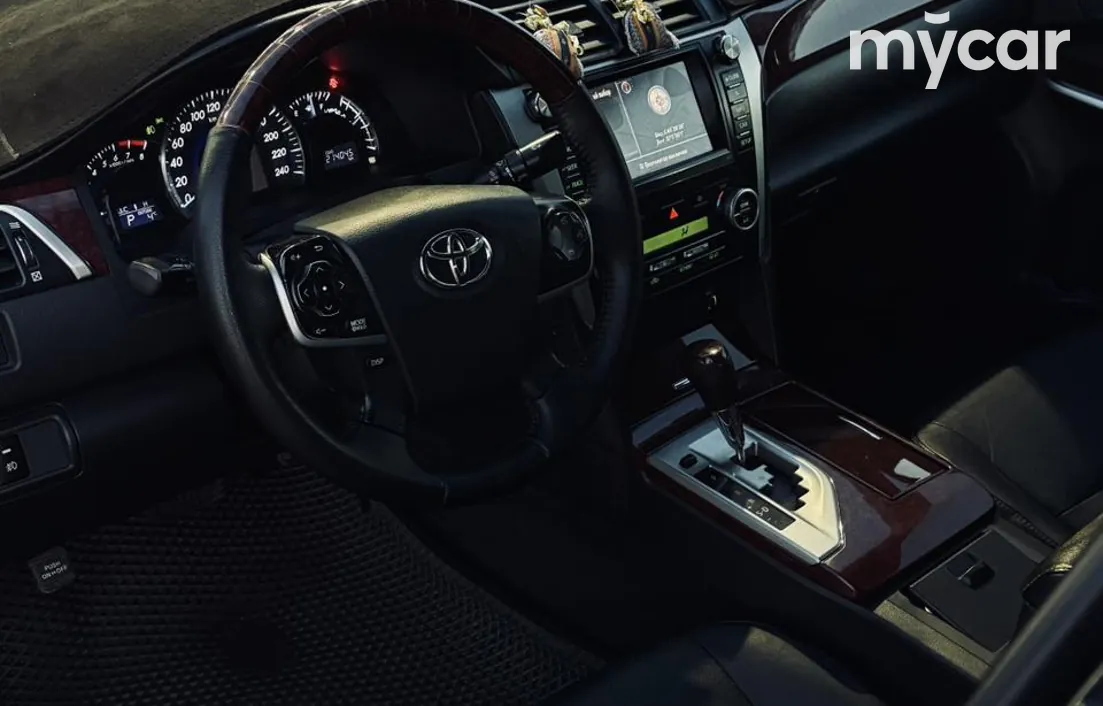 Toyota Camry 2012