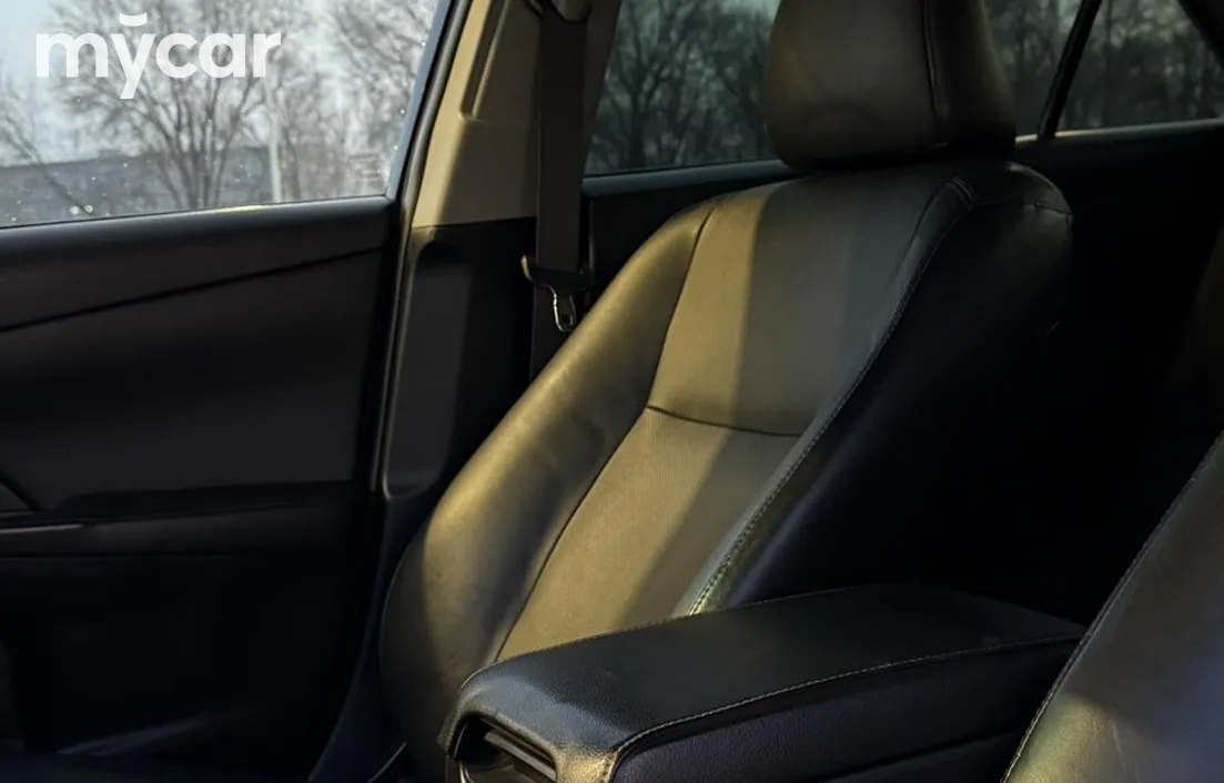 Toyota Camry 2012