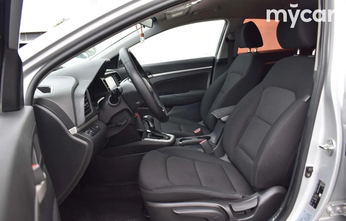 Hyundai Elantra 2019