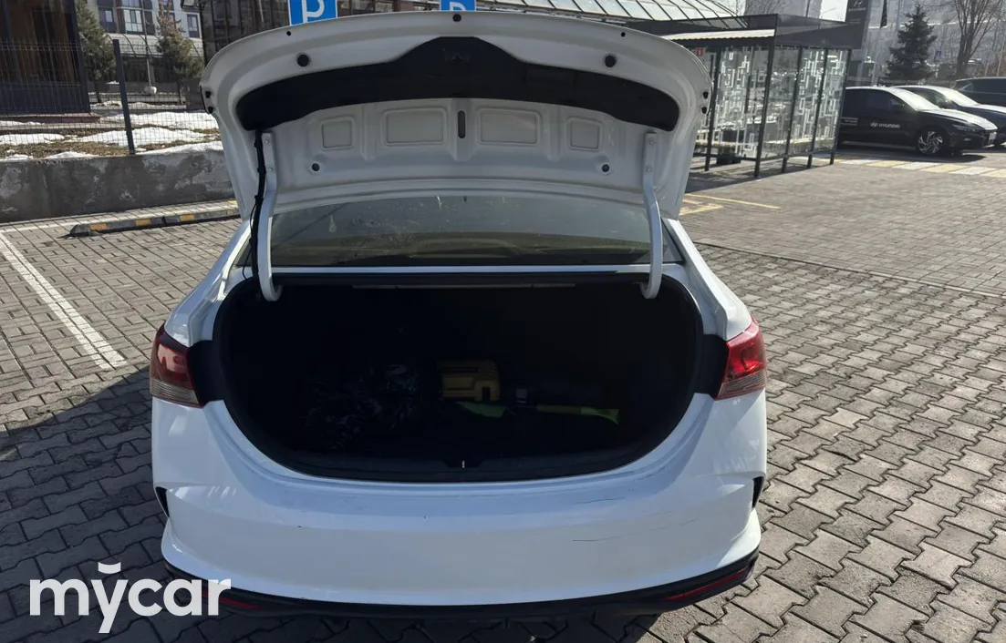 Hyundai Accent 2021