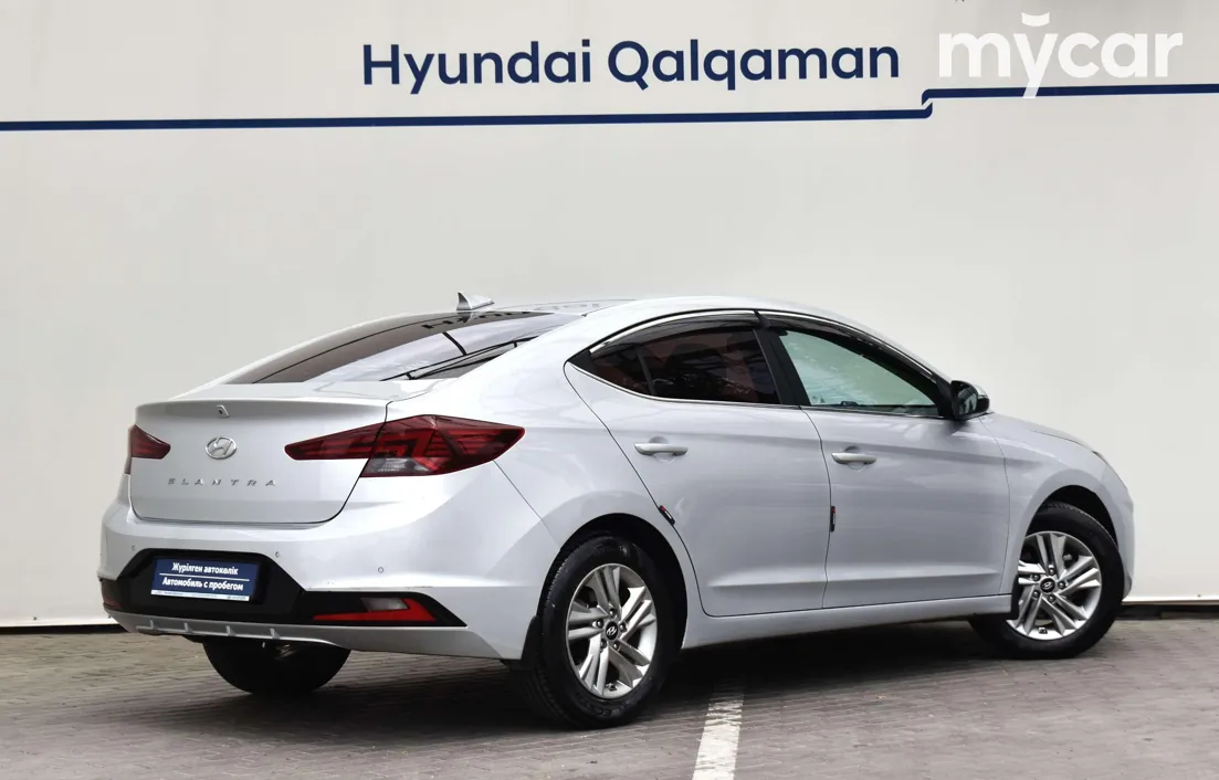 Hyundai Elantra 2019