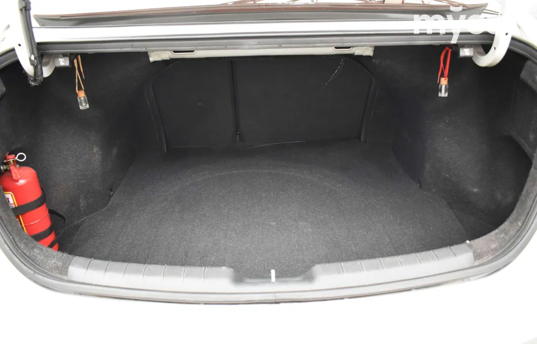 Hyundai Elantra 2019