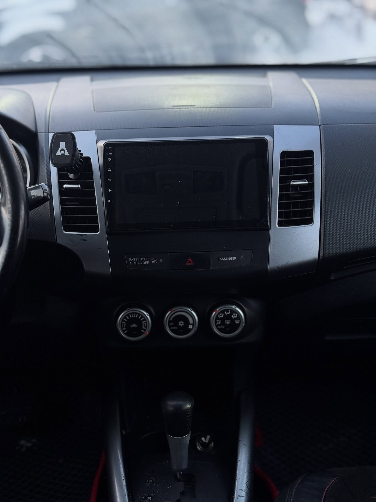 Mitsubishi Outlander 2008