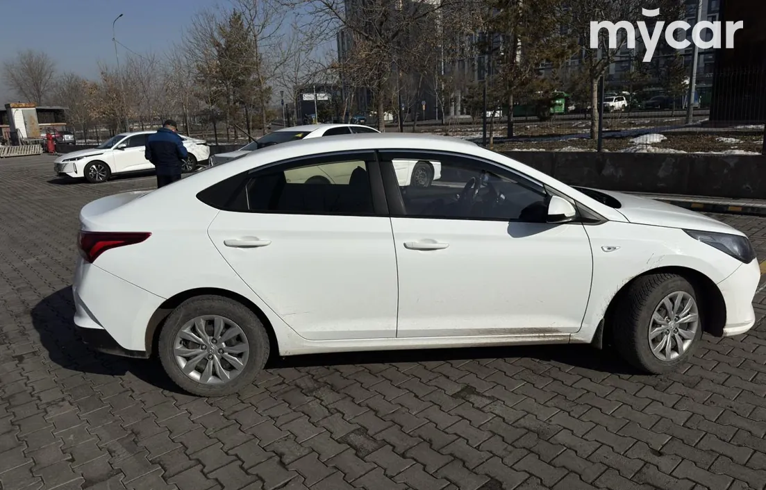 Hyundai Accent 2021