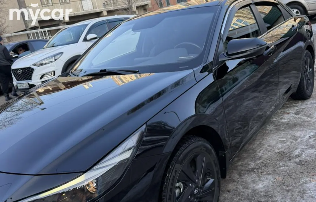 Hyundai Elantra 2022