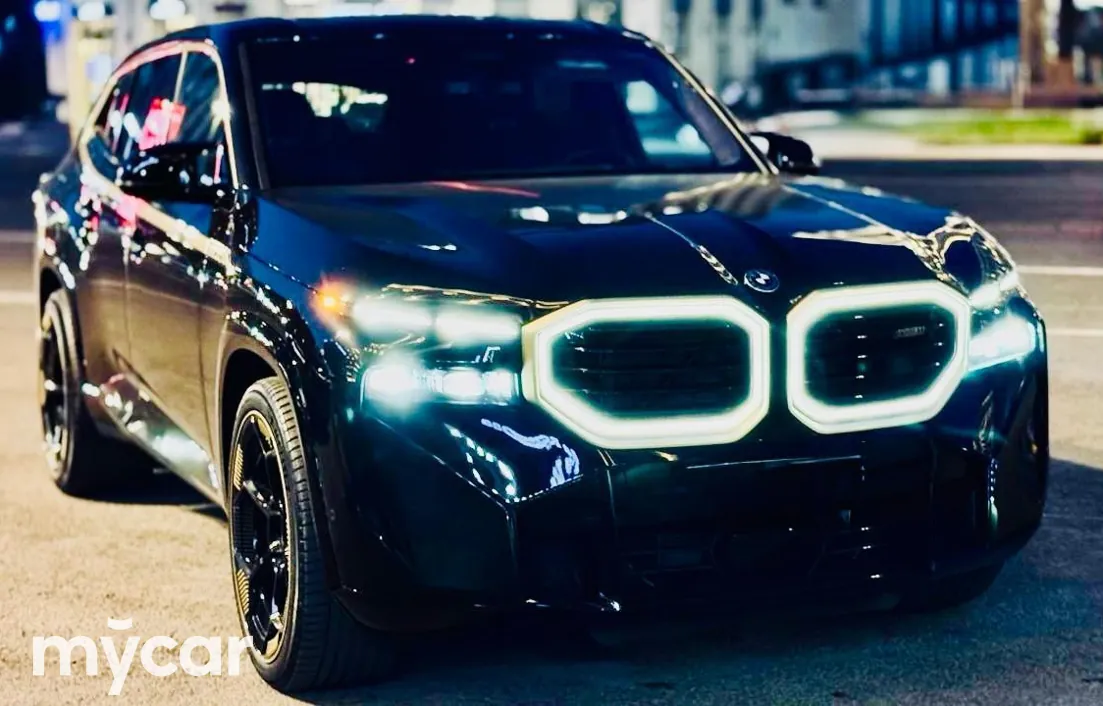 BMW XM 2023