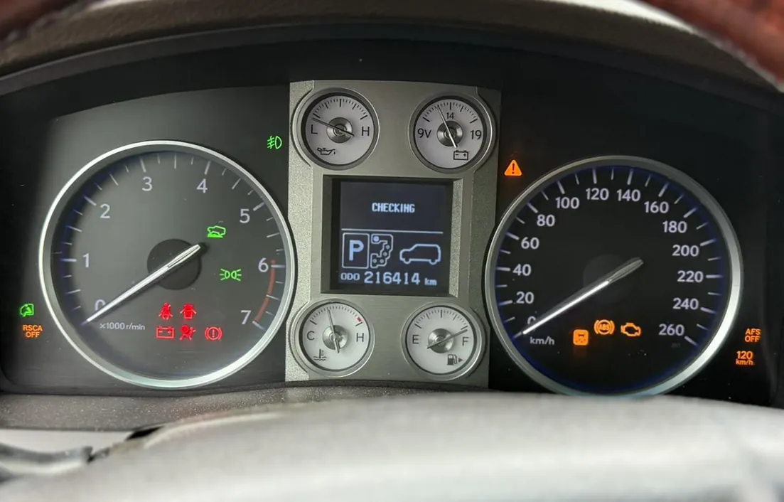 Lexus LX 2008