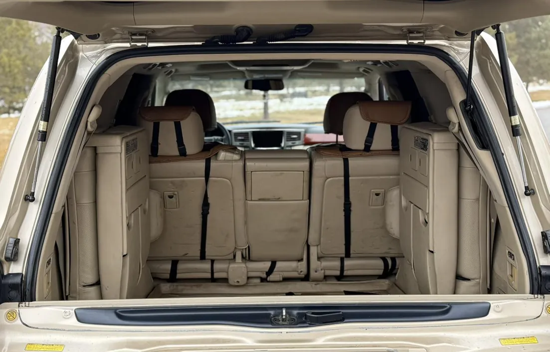Lexus LX 2008