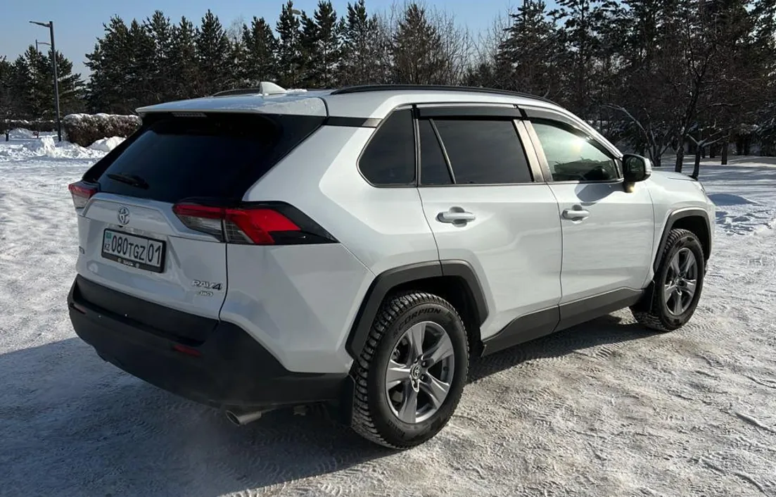 Toyota RAV4 2023