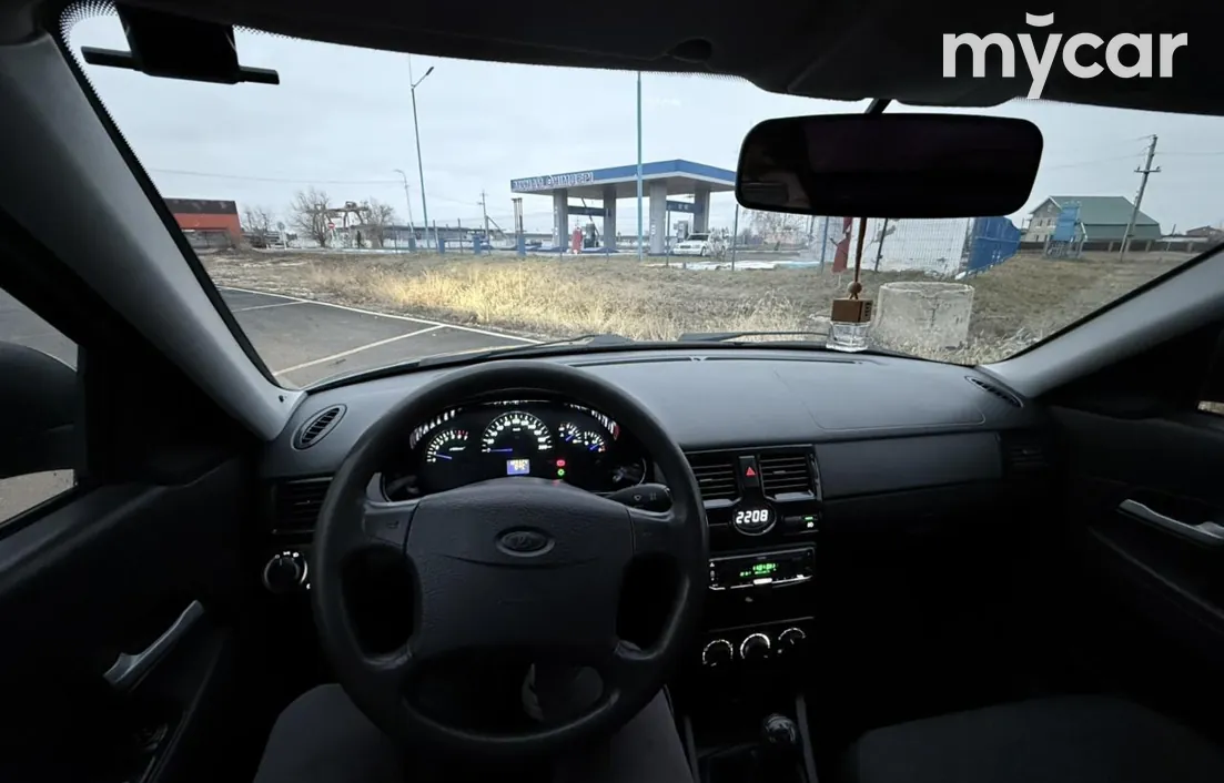 LADA Priora 2011