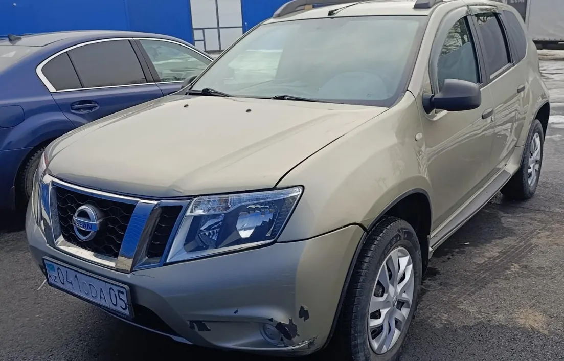 Nissan Terrano 2015