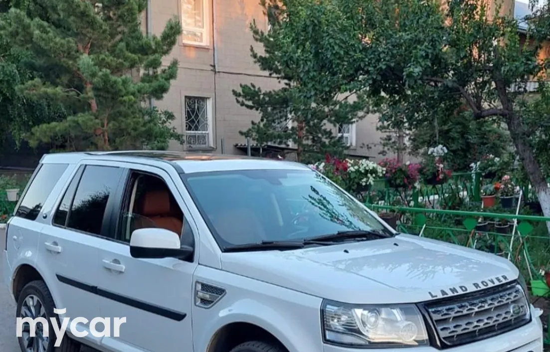 Land Rover Freelander 2013