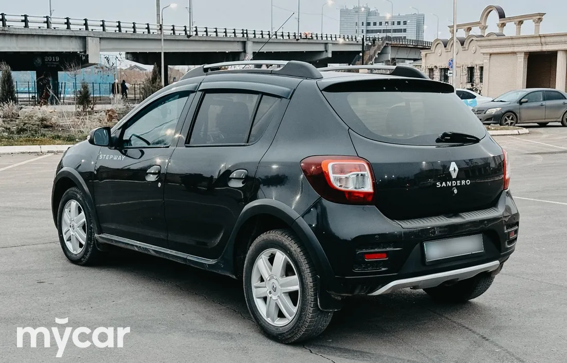 Renault Sandero 2015