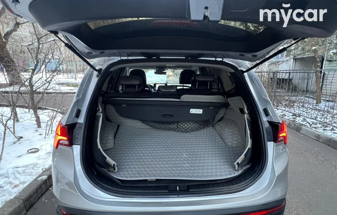 Hyundai Santa Fe 2022