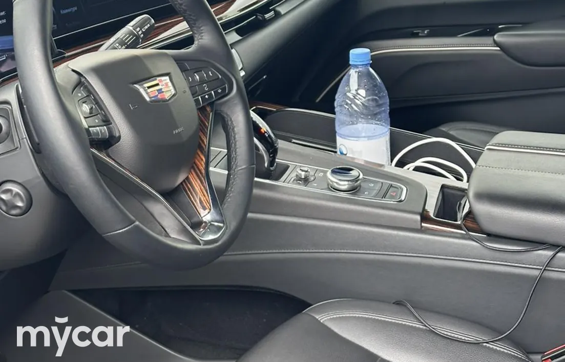 Cadillac Escalade 2021