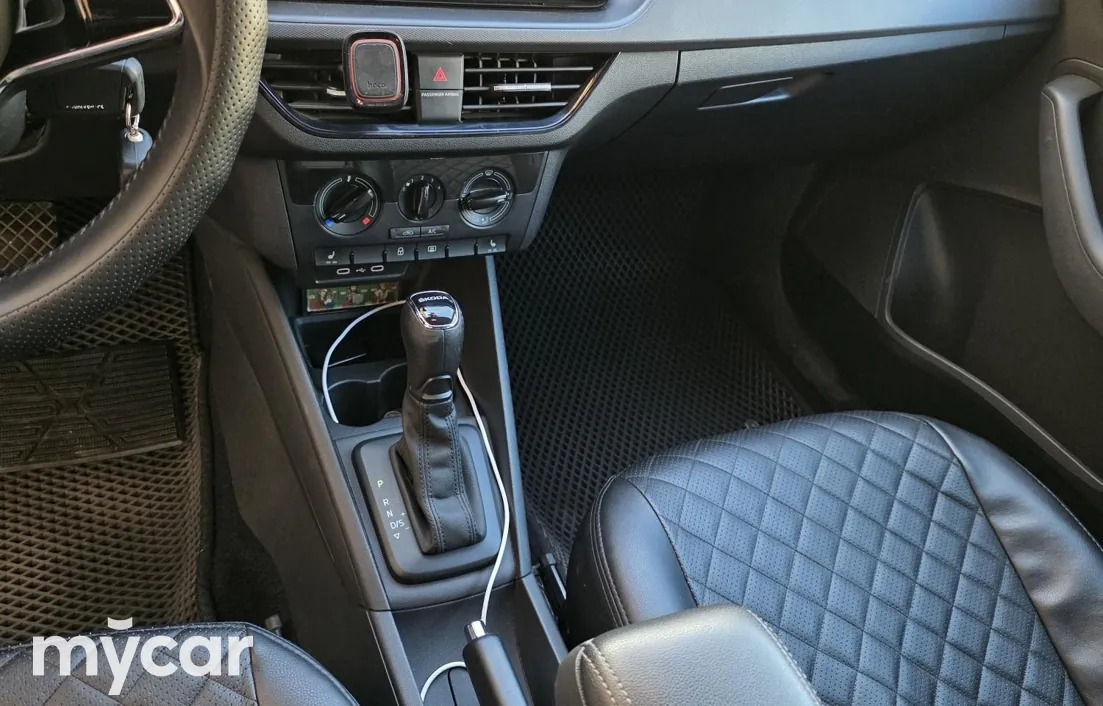 Skoda Rapid 2021