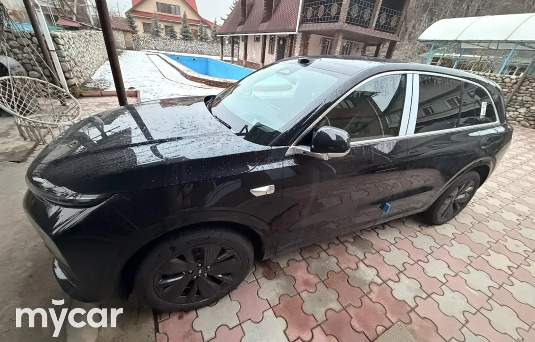 LiXiang L6 2025