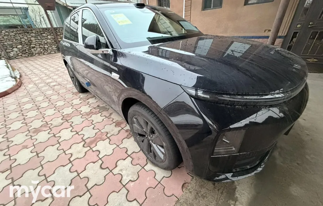 LiXiang L6 2025