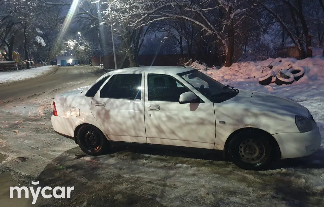 LADA Priora 2013