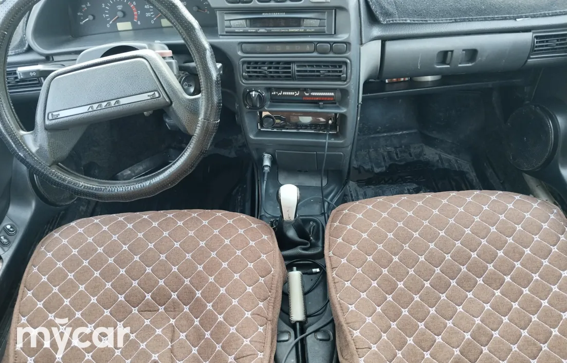LADA 2114 2004