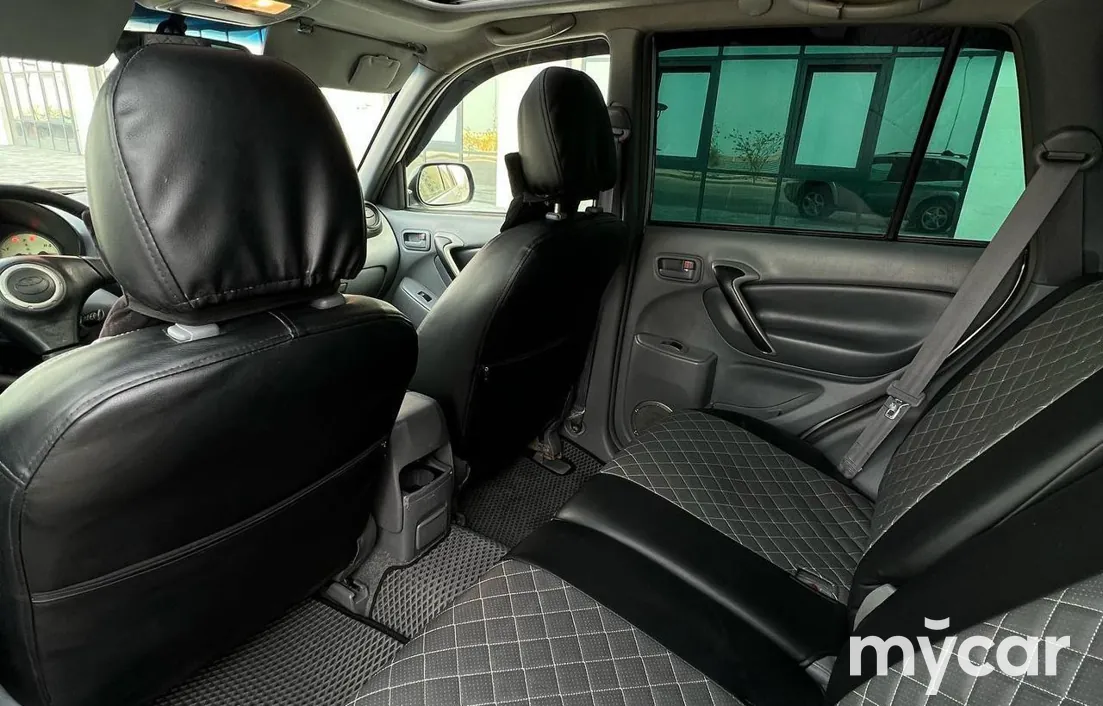 Toyota RAV4 2001