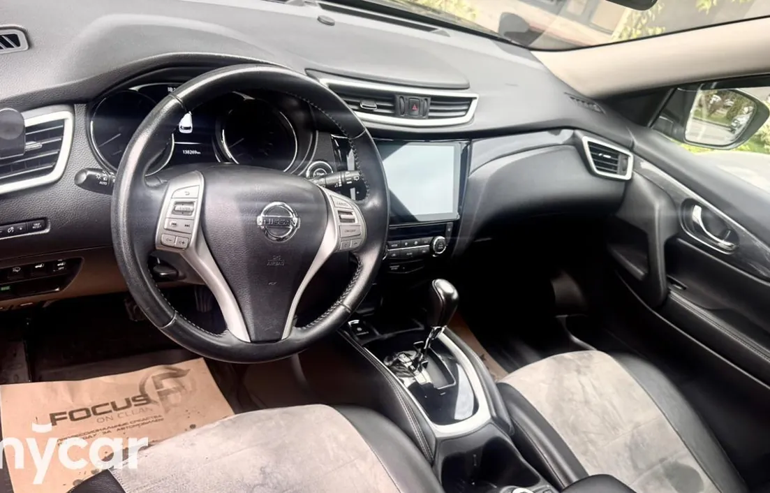 Nissan X-Trail 2015