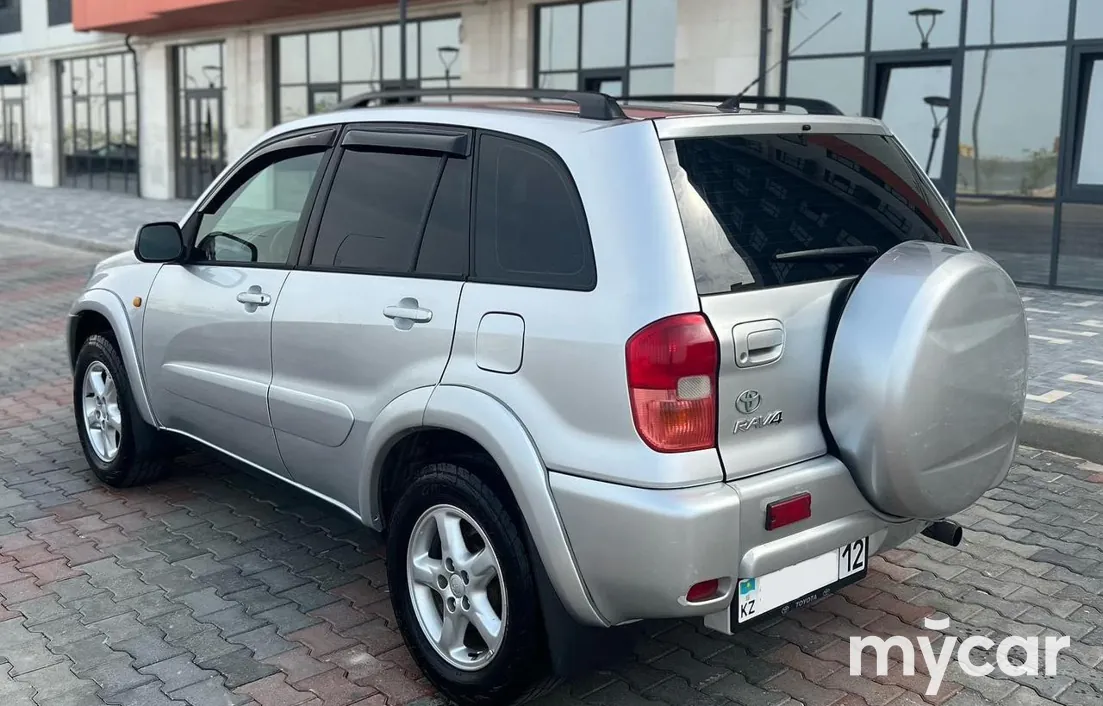 Toyota RAV4 2001