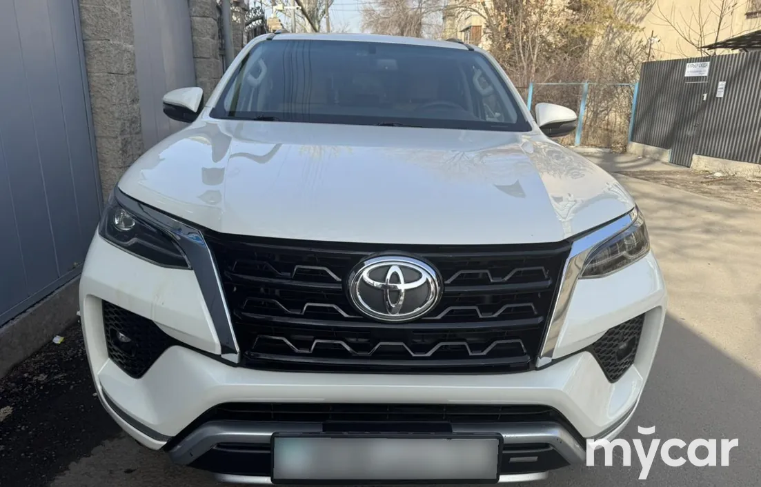 Toyota Fortuner 2022