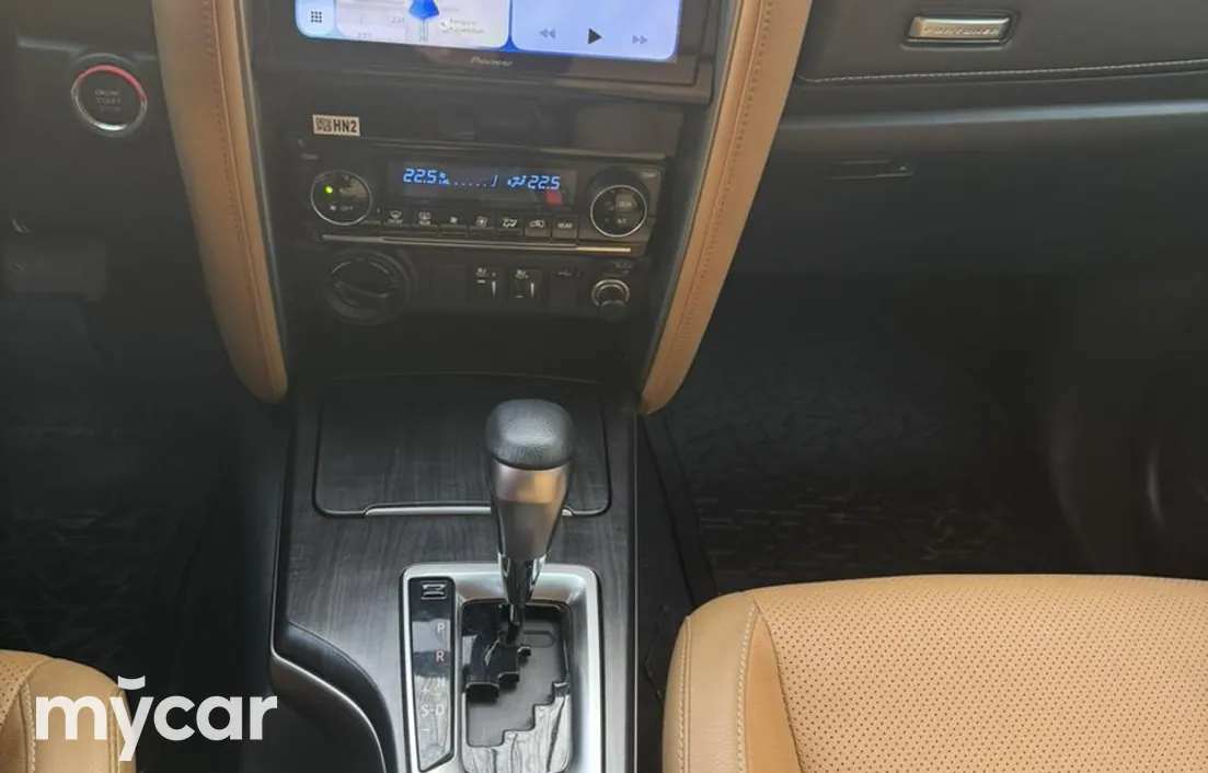 Toyota Fortuner 2022
