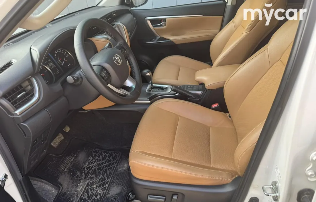 Toyota Fortuner 2022