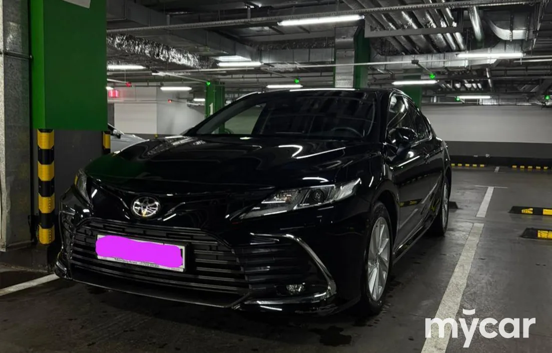 Toyota Camry 2024