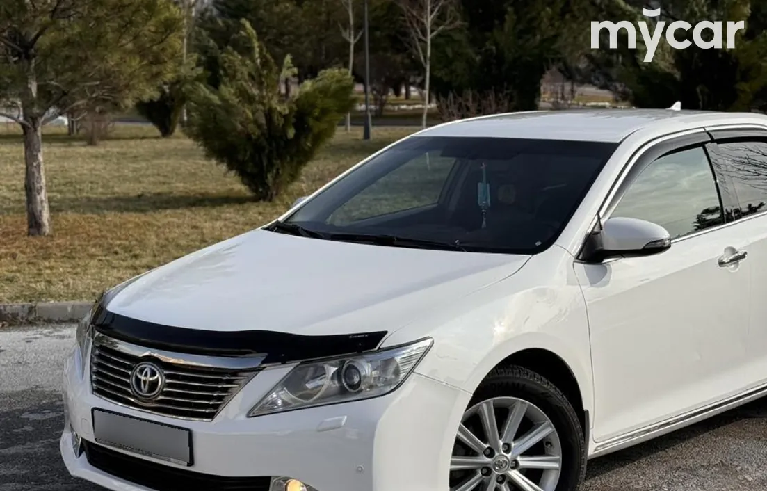 Toyota Camry 2014
