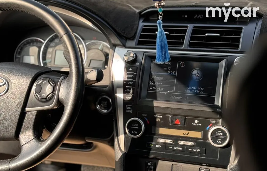 Toyota Camry 2014