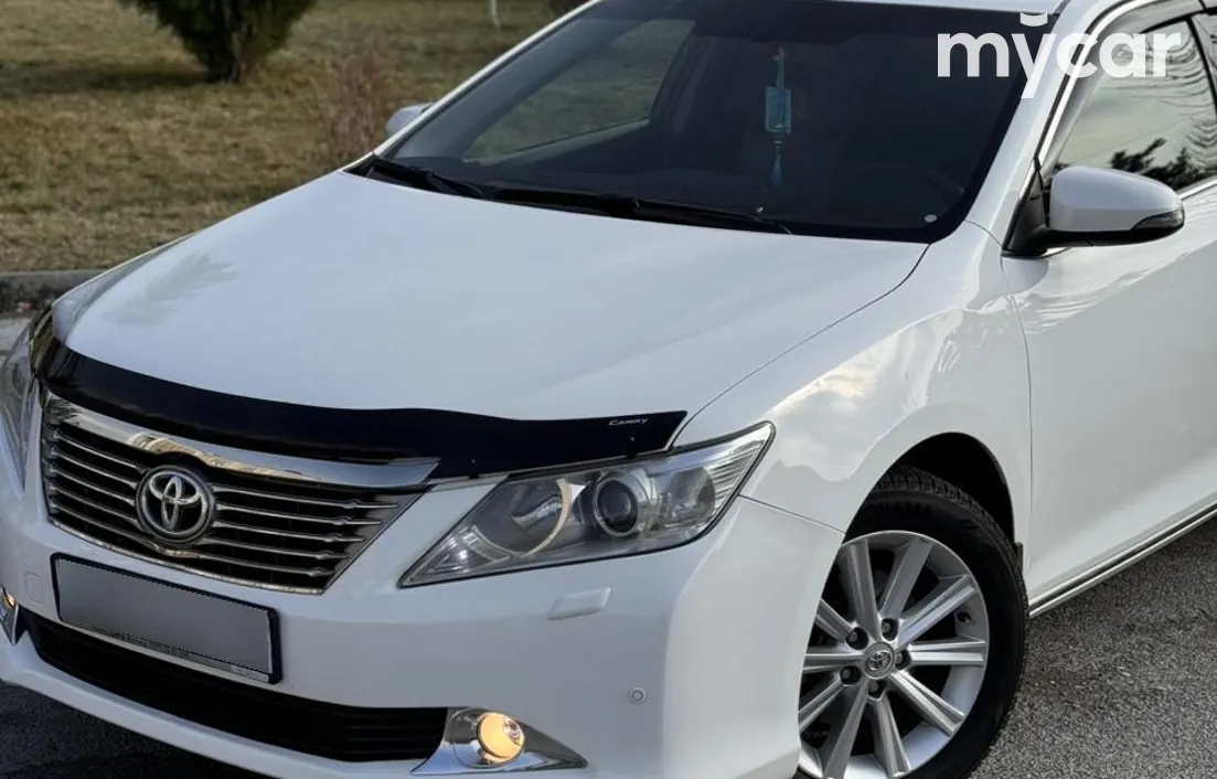 Toyota Camry 2014