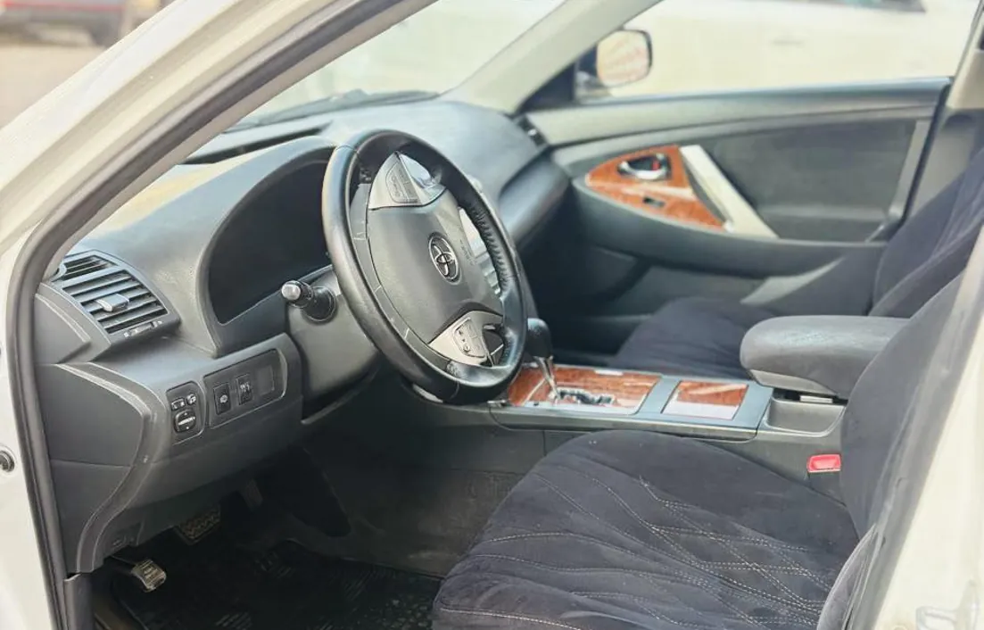 Toyota Camry 2007