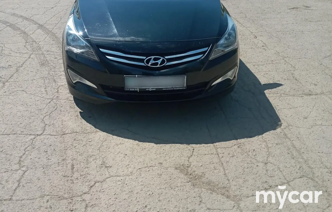 Hyundai Solaris 2015