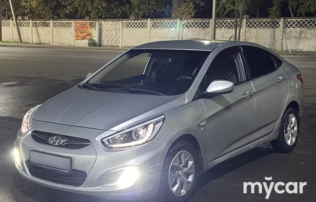 Hyundai Accent 2014