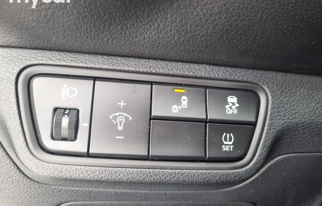 Kia Cerato 2023