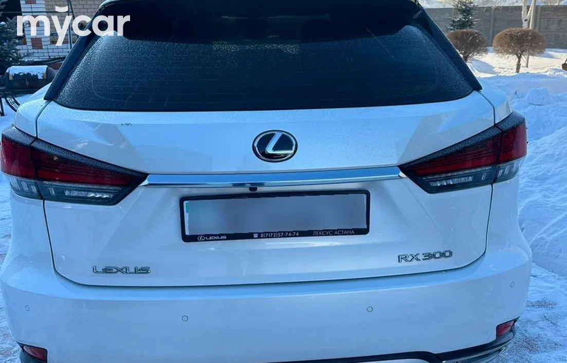 Lexus RX 2021