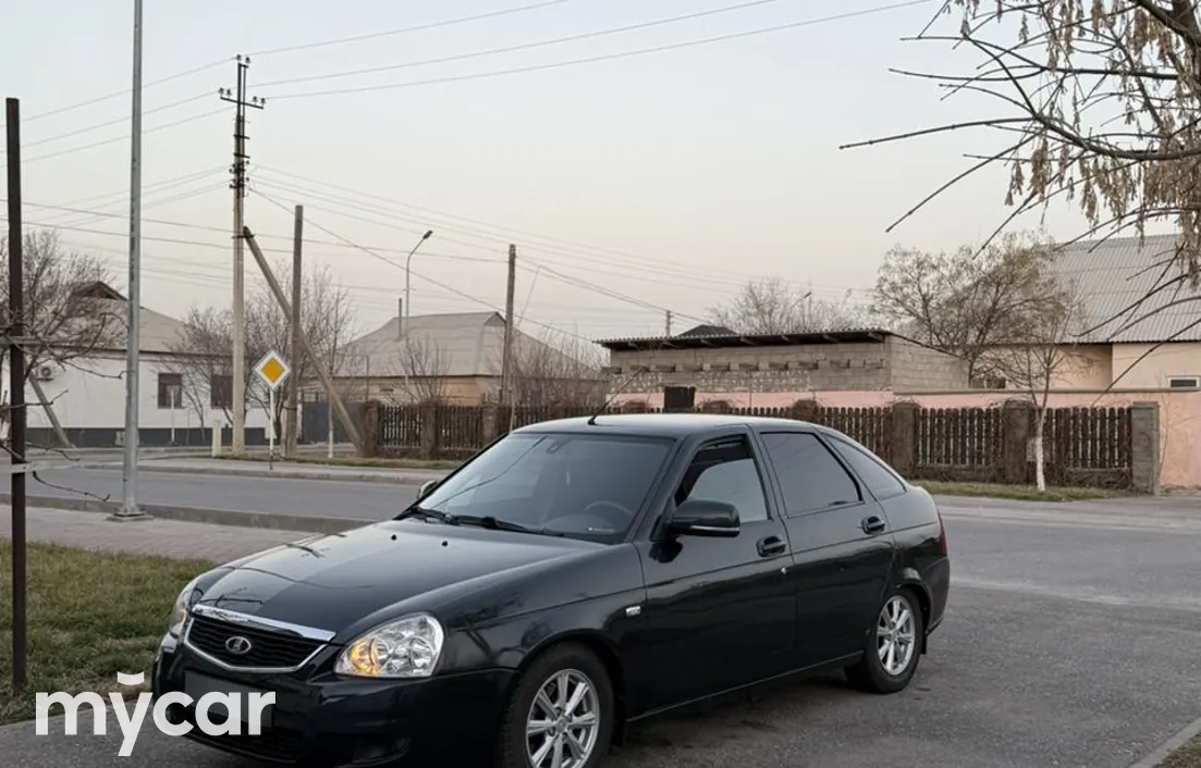 LADA Priora 2013