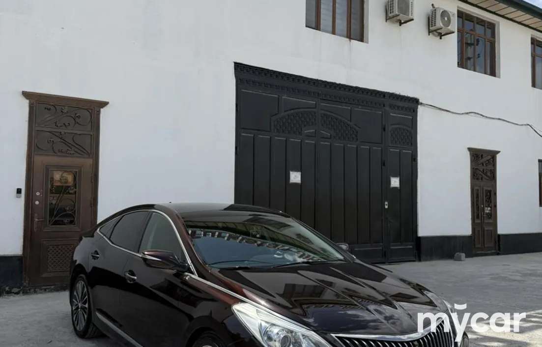 Hyundai Grandeur 2011