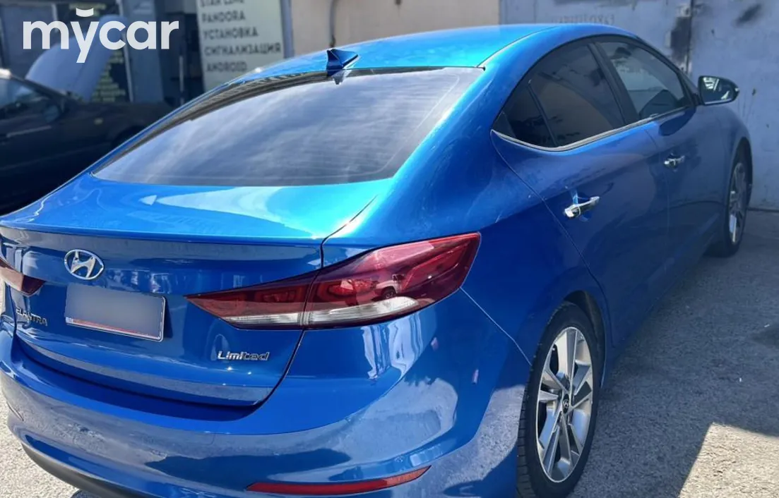 Hyundai Elantra 2016