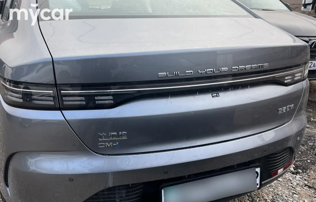 BYD Destroyer 05 2025