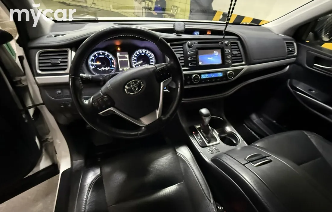 Toyota Highlander 2019