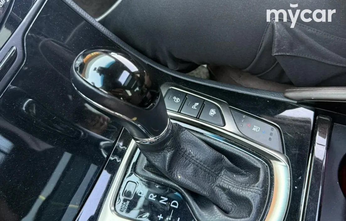 Hyundai Grandeur 2011