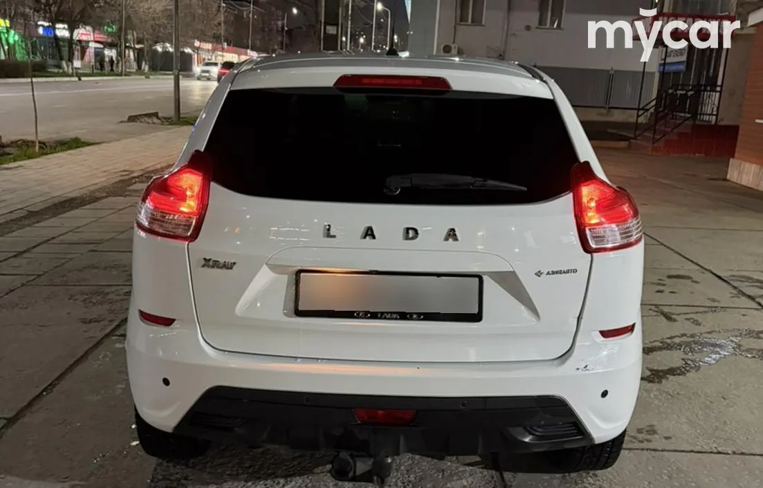 LADA XRAY 2019